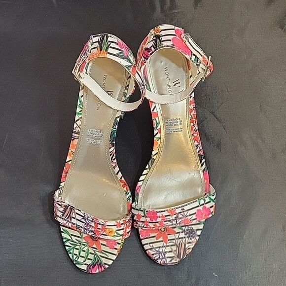 WORTHINGTON MULTI-COLOR BECKWITH FLORAL  ADJUSTABLE BUCKLE ANKLE STRAP SANDAL - Picture 2 of 14